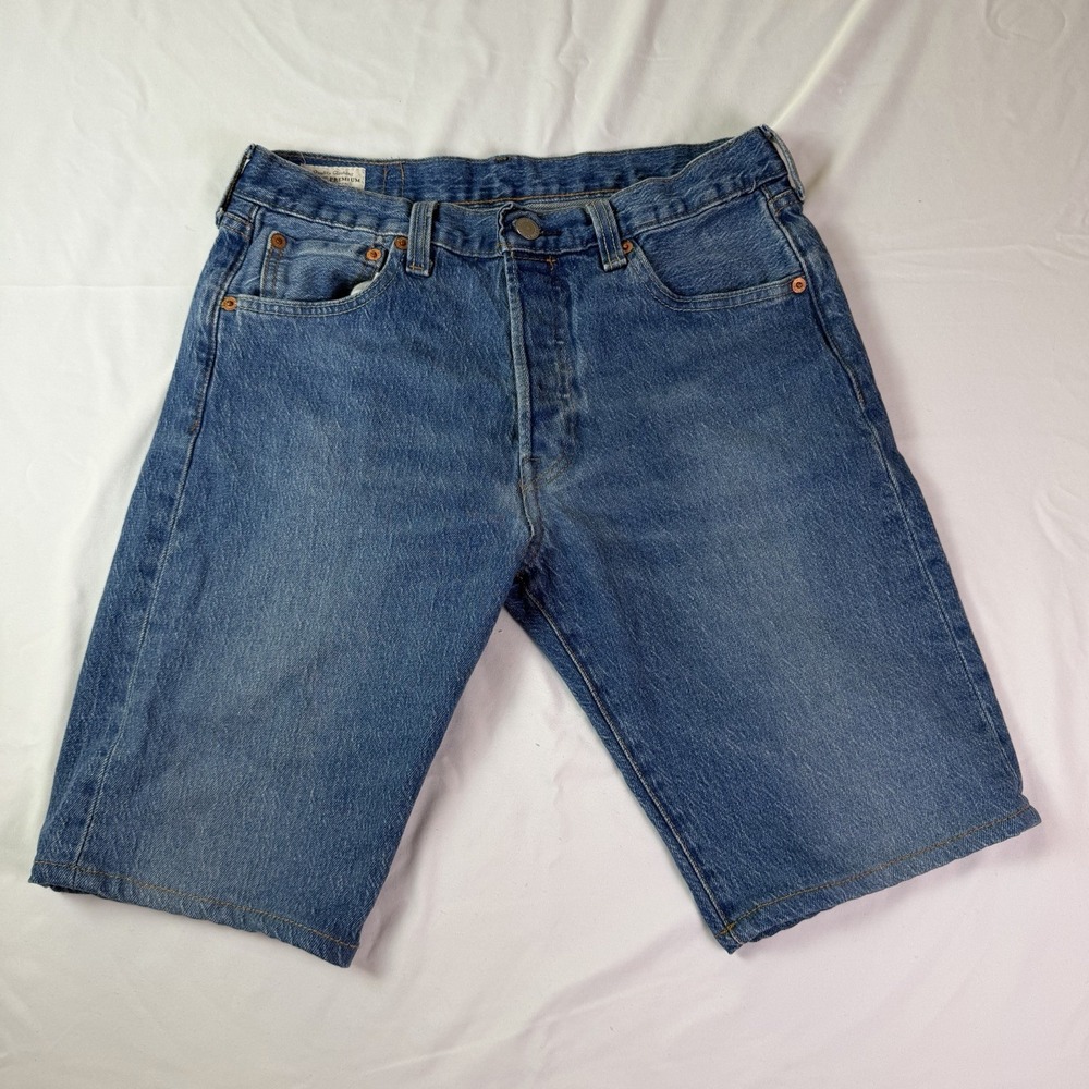 Levi's 501 Denim Bermuda Shorts Mens 30 Blue Medium Wash Cotton 9 Inseam